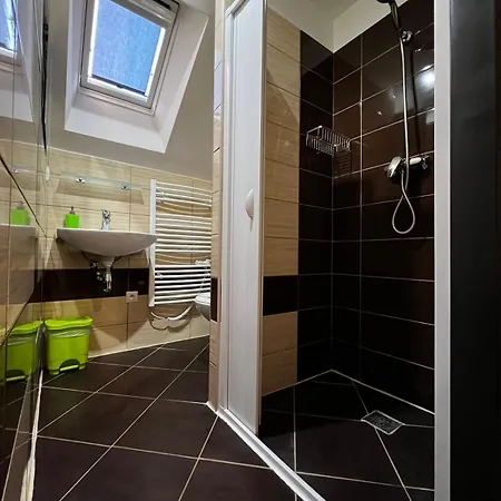 U Studanky 3* Horni Vestonice